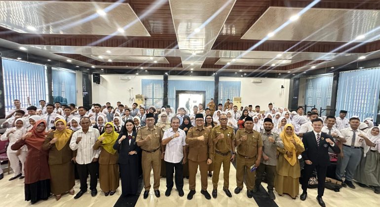 Dokumentasi bersama peserta sosialisasi